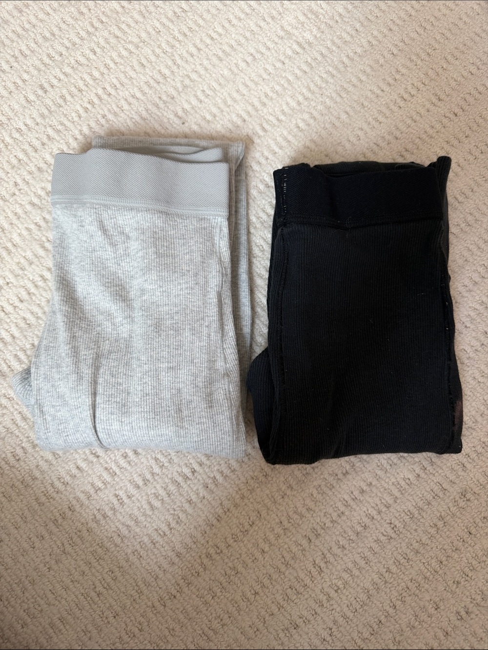 SKIMS Ribbed Leggings Duo in Black and Light Gray